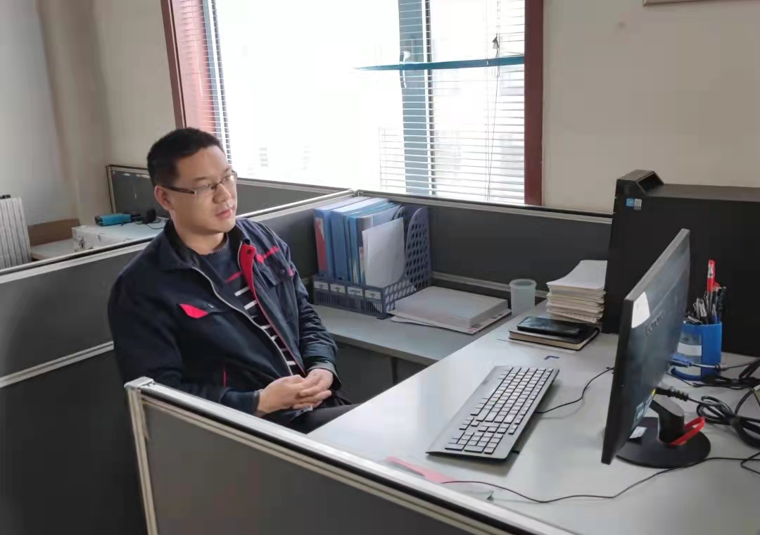 先锋故事 创新模范||多项并举,多面创新——吕聪(图1) 先锋故事 创新模范||多项并举,多面创新——吕聪(图1)