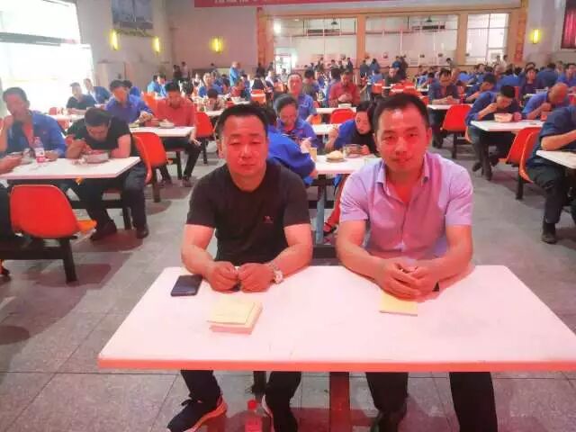 交城县总工会抵达华鑫集团开展十九大精神文艺演出(图4)