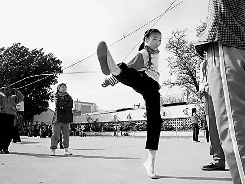 分享爱心,众享温情——华鑫集团工会开展“六一献爱心”活动(图44) 分享爱心,众享温情——华鑫集团工会开展“六一献爱心”活动(图44)