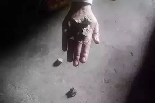 分享爱心,众享温情——华鑫集团工会开展“六一献爱心”活动(图59) 分享爱心,众享温情——华鑫集团工会开展“六一献爱心”活动(图59)