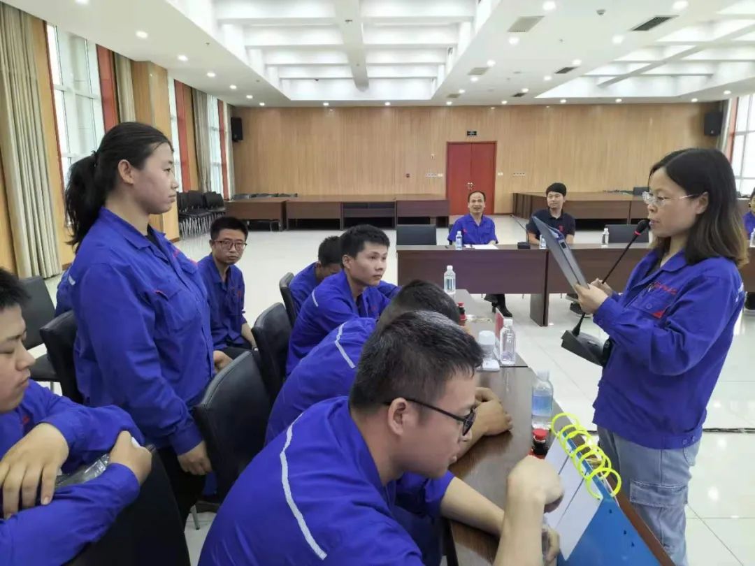 华鑫集团首届安全知识竞赛圆满落幕(图8) 华鑫集团首届安全知识竞赛圆满落幕(图8)