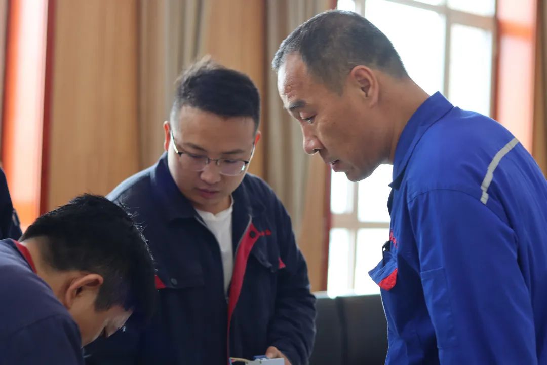 IMG_9817.JPG 华鑫集团2022年度技能比武正式开赛(图7)