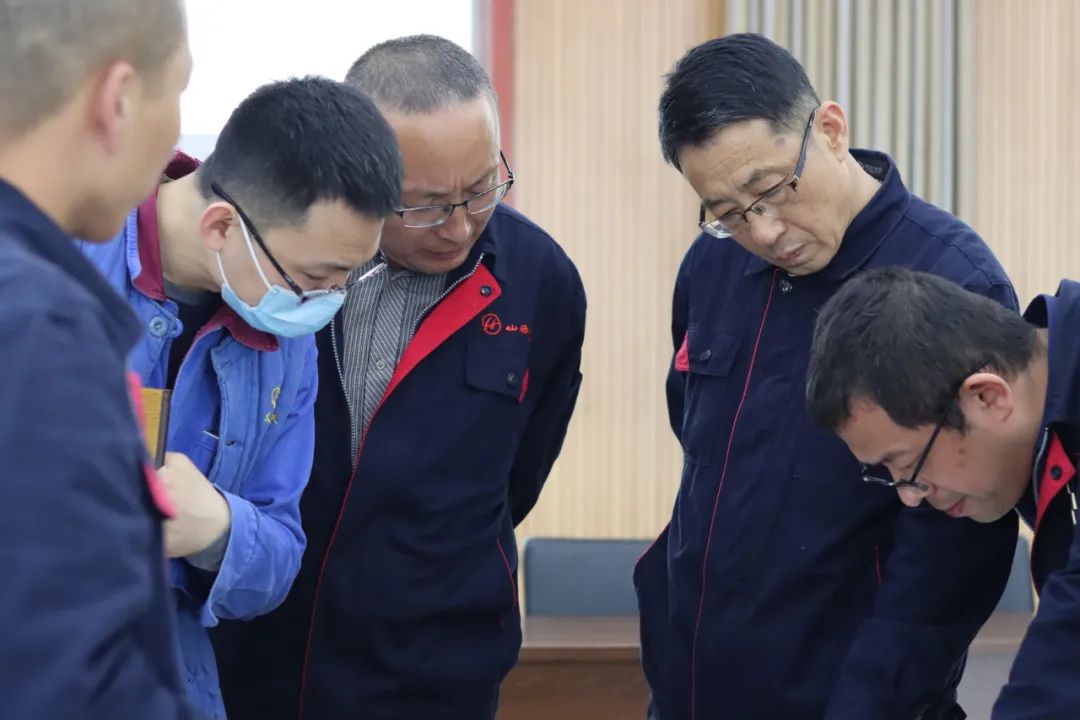 华鑫集团2022年度技能比武正式开赛(图22) 华鑫集团2022年度技能比武正式开赛(图22)