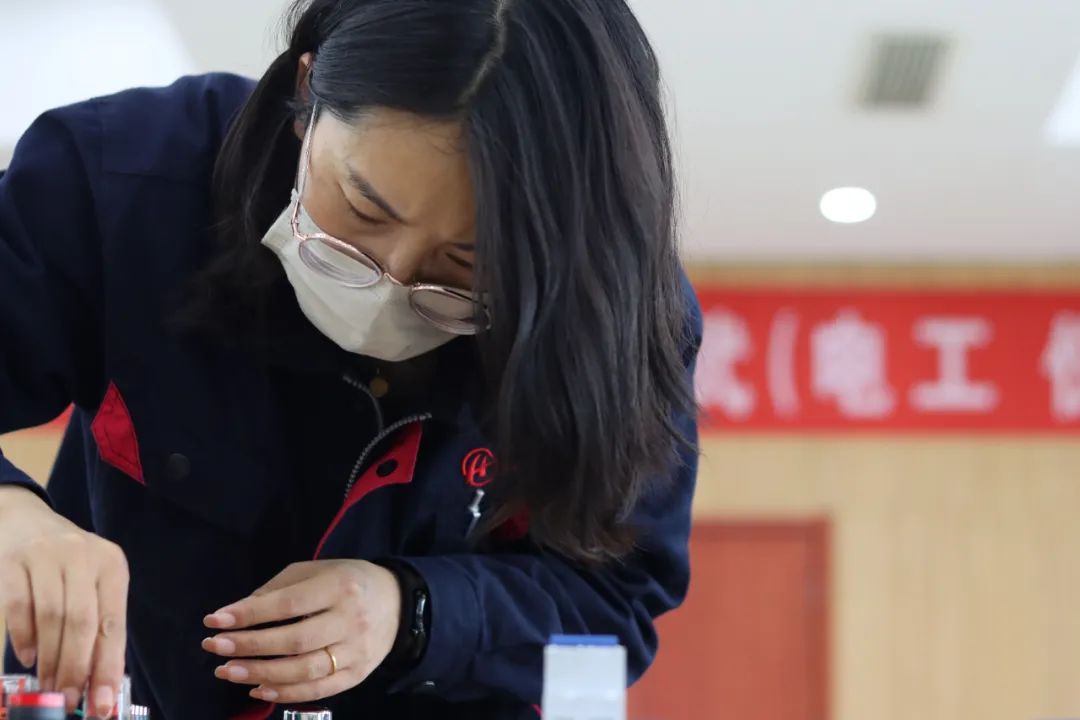 华鑫集团2022年度技能比武正式开赛(图23) 华鑫集团2022年度技能比武正式开赛(图23)