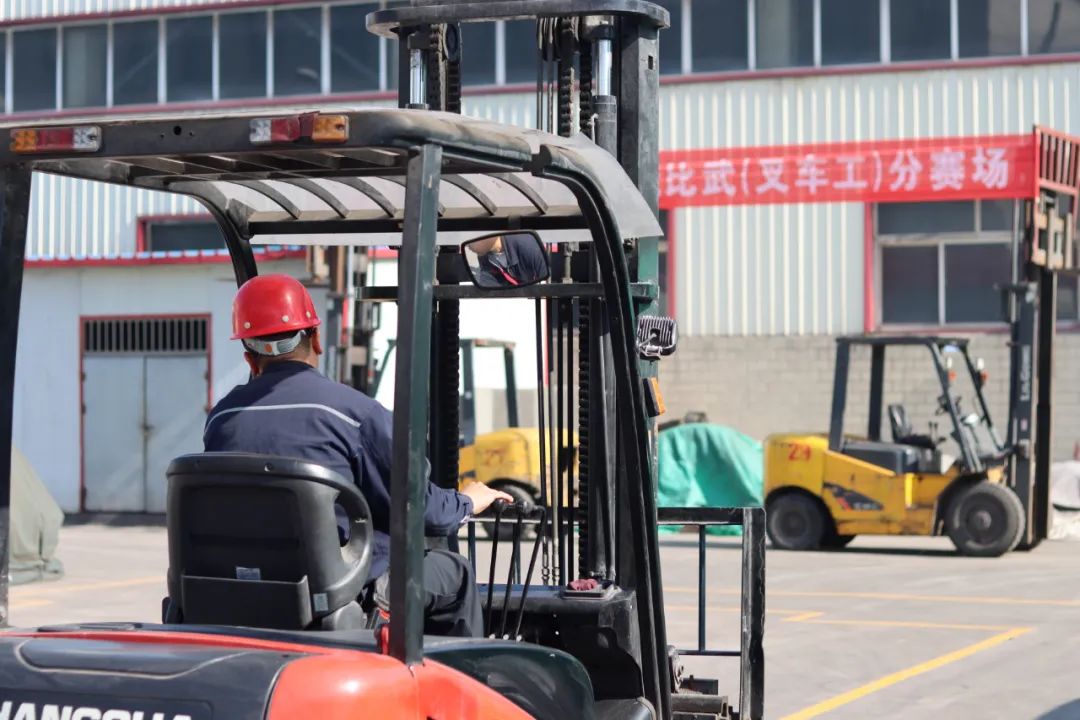 华鑫集团2022年度技能比武正式开赛(图35) 华鑫集团2022年度技能比武正式开赛(图35)