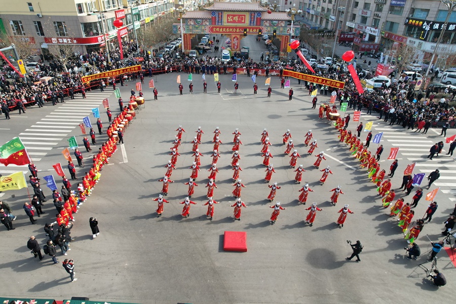 锣鼓喧天，舞蹈翩翩——华鑫闹元宵(图4)